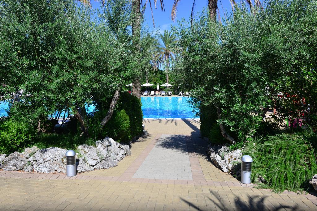 Green Paradise Resort Отранто Экстерьер фото